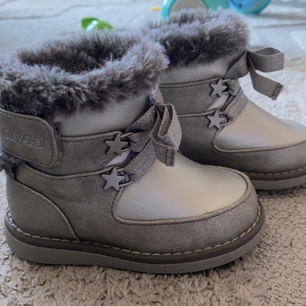 Mayoral baby girl leather boots with faux fur
